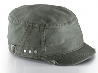 Маслиненозелен