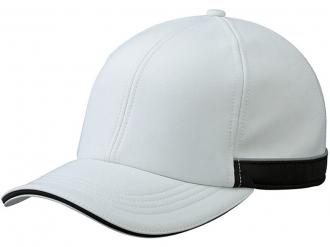 Зимна шапка с козирка