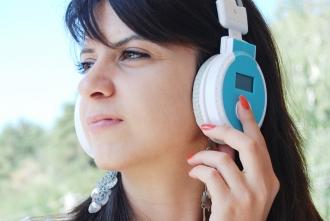 Слушалки с радио и MP3 плеър