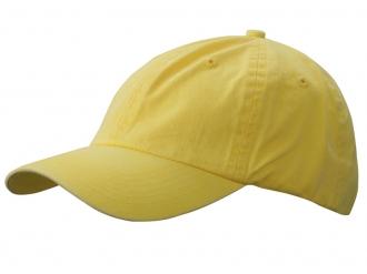 Шапка с козирка 