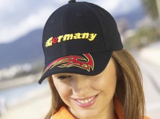 Шапка с надпис Австрия, Германия ,Англия и Франция