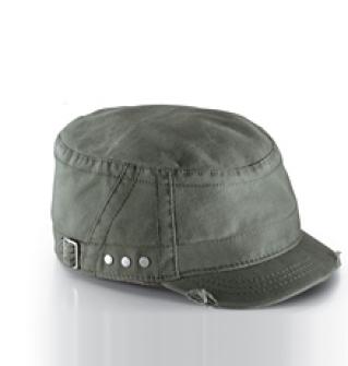 Шапка в армейски стил с катарама